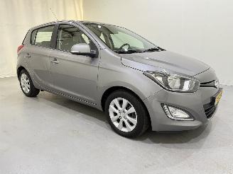 Hyundai I-20 HB 1.2i i-Deal Airco NAP picture 43