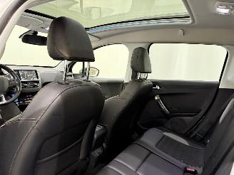 Peugeot 2008 1.2 PureTech 82 Allure Clima picture 23