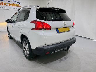 Peugeot 2008 1.2 PureTech 82 Allure Clima picture 35