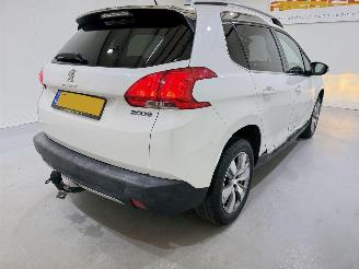 Peugeot 2008 1.2 PureTech 82 Allure Clima picture 24