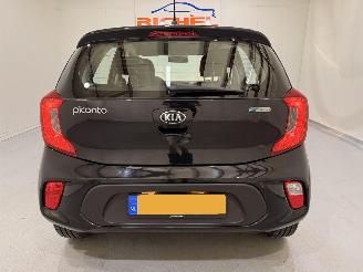 Kia Picanto  picture 5