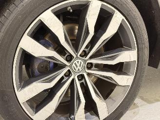 Volkswagen Tiguan 2.0 TDI 240 4motion 3xR-line Aut7 picture 32