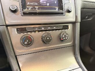 Volkswagen Golf HB 1.6 TDI Trendline Plus Navi picture 10