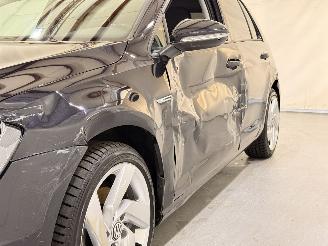 Volkswagen Golf HB 1.6 TDI Trendline Plus Navi picture 9