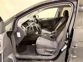 Volkswagen Golf HB 1.6 TDI Trendline Plus Navi picture 4