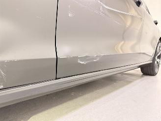 Volvo V-60 2.0 T8 Recharge PHEV R Design AWD picture 47
