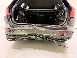 Volvo V-60 2.0 T8 Recharge PHEV R Design AWD picture 12