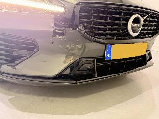 Volvo V-60 2.0 T8 Recharge PHEV R Design AWD picture 52