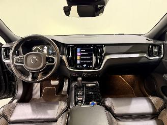 Volvo V-60 2.0 T8 Recharge PHEV R Design AWD picture 21
