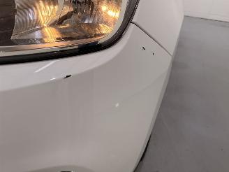 Hyundai I-10 1.0 Go Climate/Navi picture 16