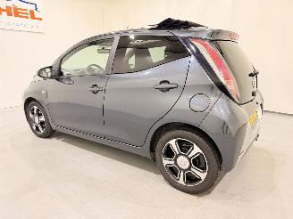 Toyota Aygo 1.0 VVT-i x-clusiv Cabrio Clima picture 4