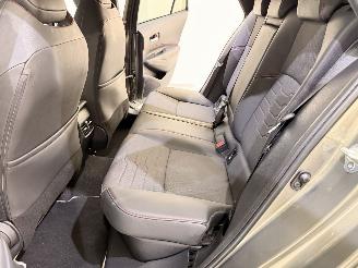 Toyota Corolla Touring Sports 2.0 VVT-i Premium Plus Aut. picture 31