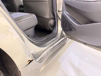Toyota Corolla Touring Sports 2.0 VVT-i Premium Plus Aut. picture 11