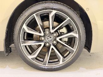 Toyota Corolla Touring Sports 2.0 VVT-i Premium Plus Aut. picture 18