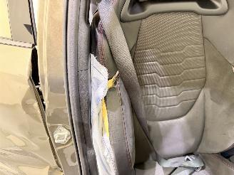 Toyota Corolla Touring Sports 2.0 VVT-i Premium Plus Aut. picture 9