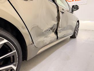 Toyota Corolla Touring Sports 2.0 VVT-i Premium Plus Aut. picture 7