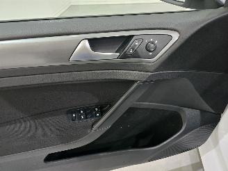 Volkswagen Golf Variant 1.6 TDI Trendline DSG Bjr.2014 picture 24