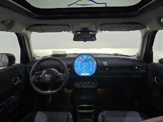 Mini Cooper C Classic Trim 1.5 115Kw Bjr.2025 picture 17