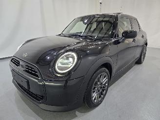 Mini Cooper C Classic Trim 1.5 115Kw Bjr.2025 picture 3