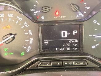 Citroën C3 Aircross 1.2 PureTech 130 Shine Aut. picture 23