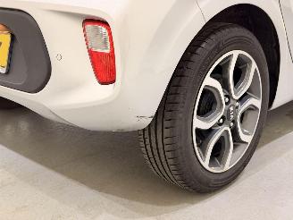 Kia Picanto 1.0 Comfortline Clima/Navi picture 12