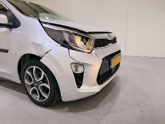 Kia Picanto 1.0 Comfortline Clima/Navi picture 10