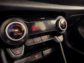 Kia Picanto 1.0 Comfortline Clima/Navi picture 17