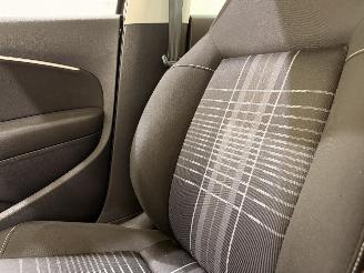 Volkswagen Polo V HB 1.0 Lounge Clima picture 35
