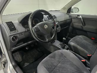 Volkswagen Polo 1.4-16V Comfortline AC 5,Drs LM 60Kw NAP picture 7