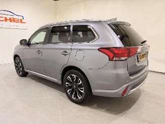 Mitsubishi Outlander 2.0 PHEV Instyle+ 4WD Aut. picture 4