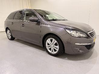 skadebil auto Peugeot 308 SW 1.6 Blue HDI 120 Executive 2014/11