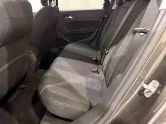 Peugeot 308 SW 1.6 Blue HDI 120 Executive picture 14