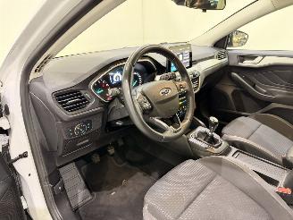 Ford Focus Wagon 1.0 EcoBoost Trend Edition picture 40