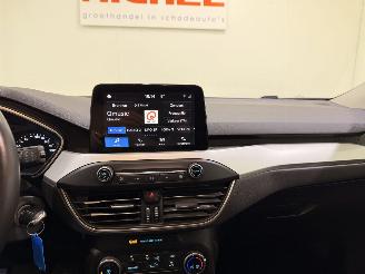 Ford Focus Wagon 1.0 EcoBoost Trend Edition picture 31