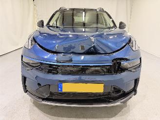 Lynk & Co 01 1.5 Plug-in Hybrid Pano/Apple picture 11