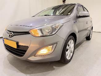 Hyundai I-20 HB 1.2 i-Deal Navi/Airco picture 3