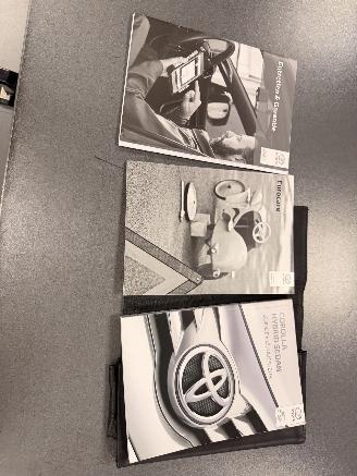 Toyota Corolla Sedan 1.8 VVT-i Hybrid Comfort picture 20