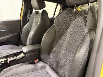 Peugeot 208 1.2 GT 130 Automaat picture 16