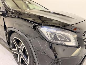 Mercedes GLA 220 4Matic Premium Plus AMG Aut7 picture 54