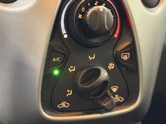 Peugeot 108 HB 1.0 e-VTi Active Airco picture 8