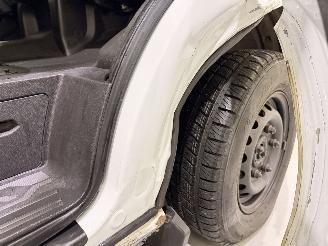 Ford Transit Custom 2.2 TDCi L2H1 Trend Navi picture 15