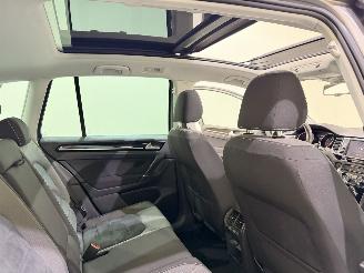 Volkswagen Golf Sportsvan 1.4 TSI Highline Aut7 Pano/Navi picture 25