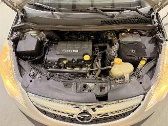 Opel Corsa HB 1.4 Cosmo Navi/Clima/NAP picture 24