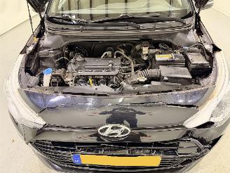 Hyundai I-20 1.2 Premium Passion Navi picture 12
