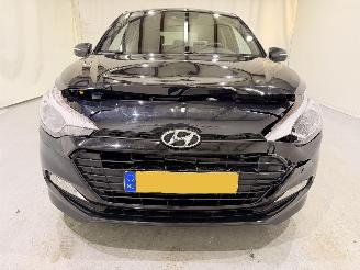 Hyundai I-20 1.2 Premium Passion Navi picture 10