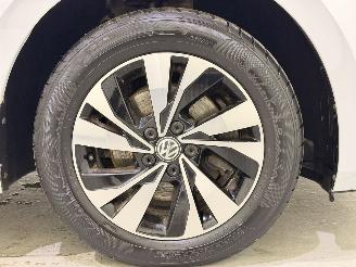 Volkswagen Polo VI HB 1.6 TDI Comfort Navi picture 10