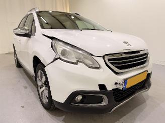 Peugeot 2008 1.2 PureTech Allure Automaat picture 11