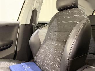Peugeot 2008 1.2 PureTech Allure Automaat picture 41
