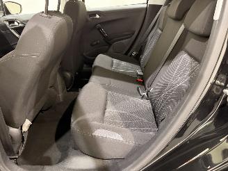 Peugeot 208 HB 1.2 VTi Envy Clima picture 18