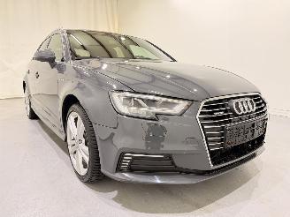 Schadeauto Audi A3 Sportback1.4  E-TRON Sport Aut6 2016/12